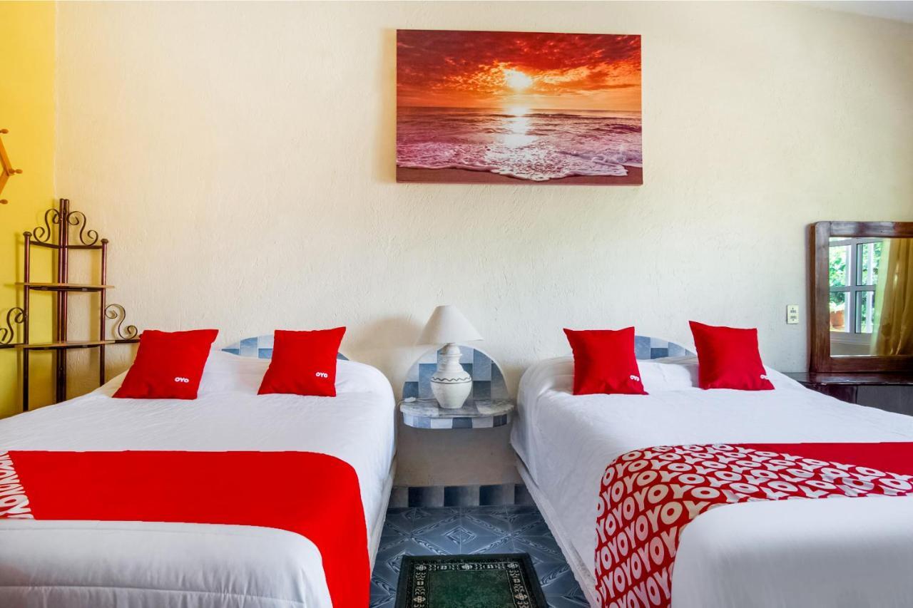 Oyo Hotel Posada Esmeralda 圣帕特里西奥梅拉克 外观 照片
