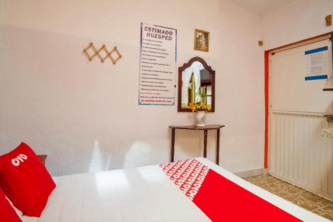 Oyo Hotel Posada Esmeralda 圣帕特里西奥梅拉克 外观 照片