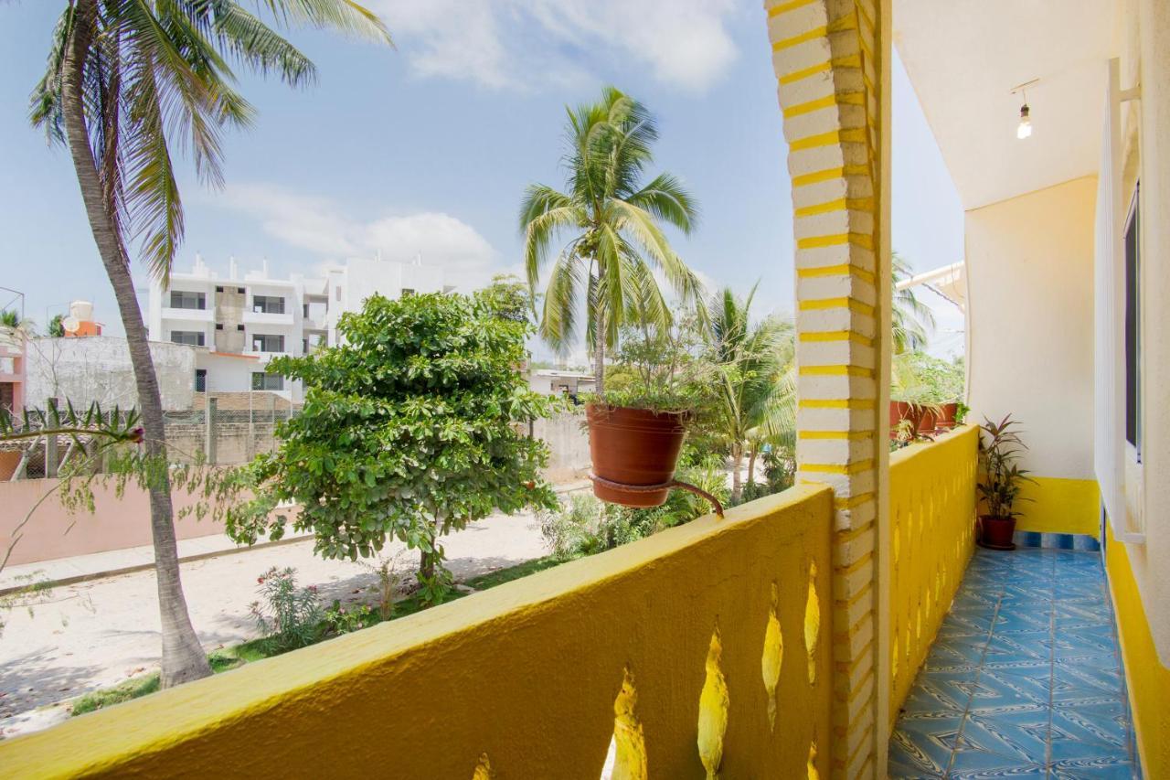 Oyo Hotel Posada Esmeralda 圣帕特里西奥梅拉克 外观 照片