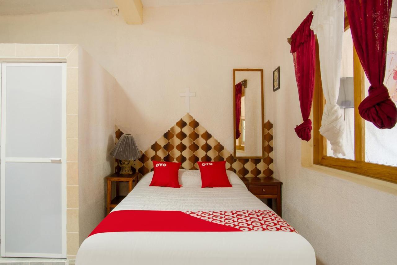 Oyo Hotel Posada Esmeralda 圣帕特里西奥梅拉克 外观 照片