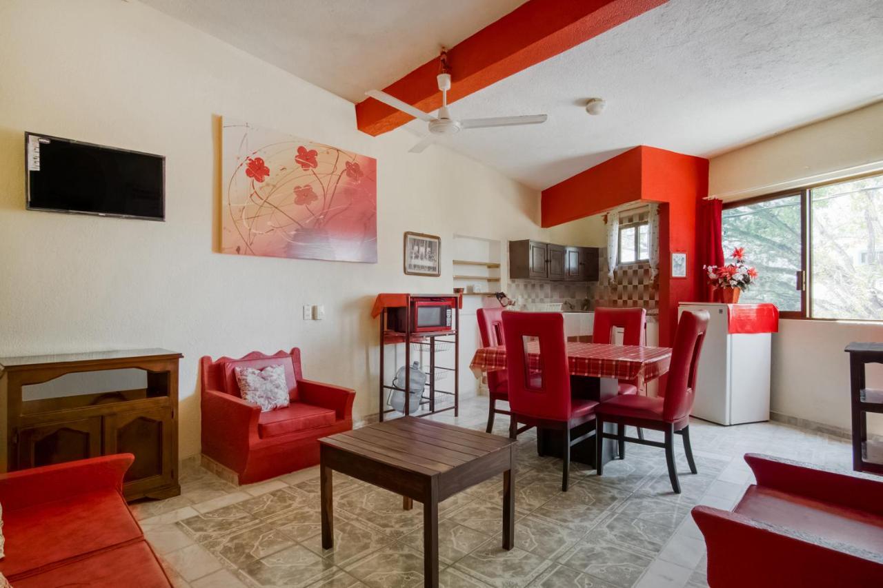 Oyo Hotel Posada Esmeralda 圣帕特里西奥梅拉克 外观 照片